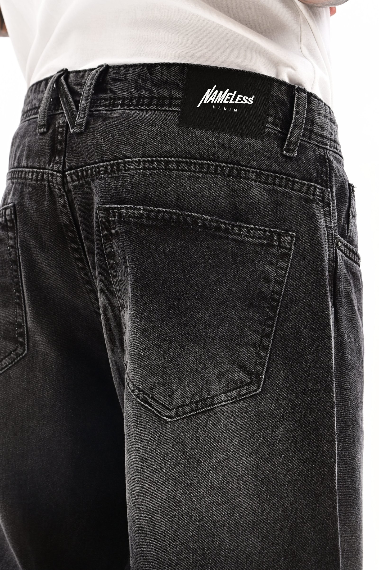 Loose fit black shaded knee ripped jeans - Image 6