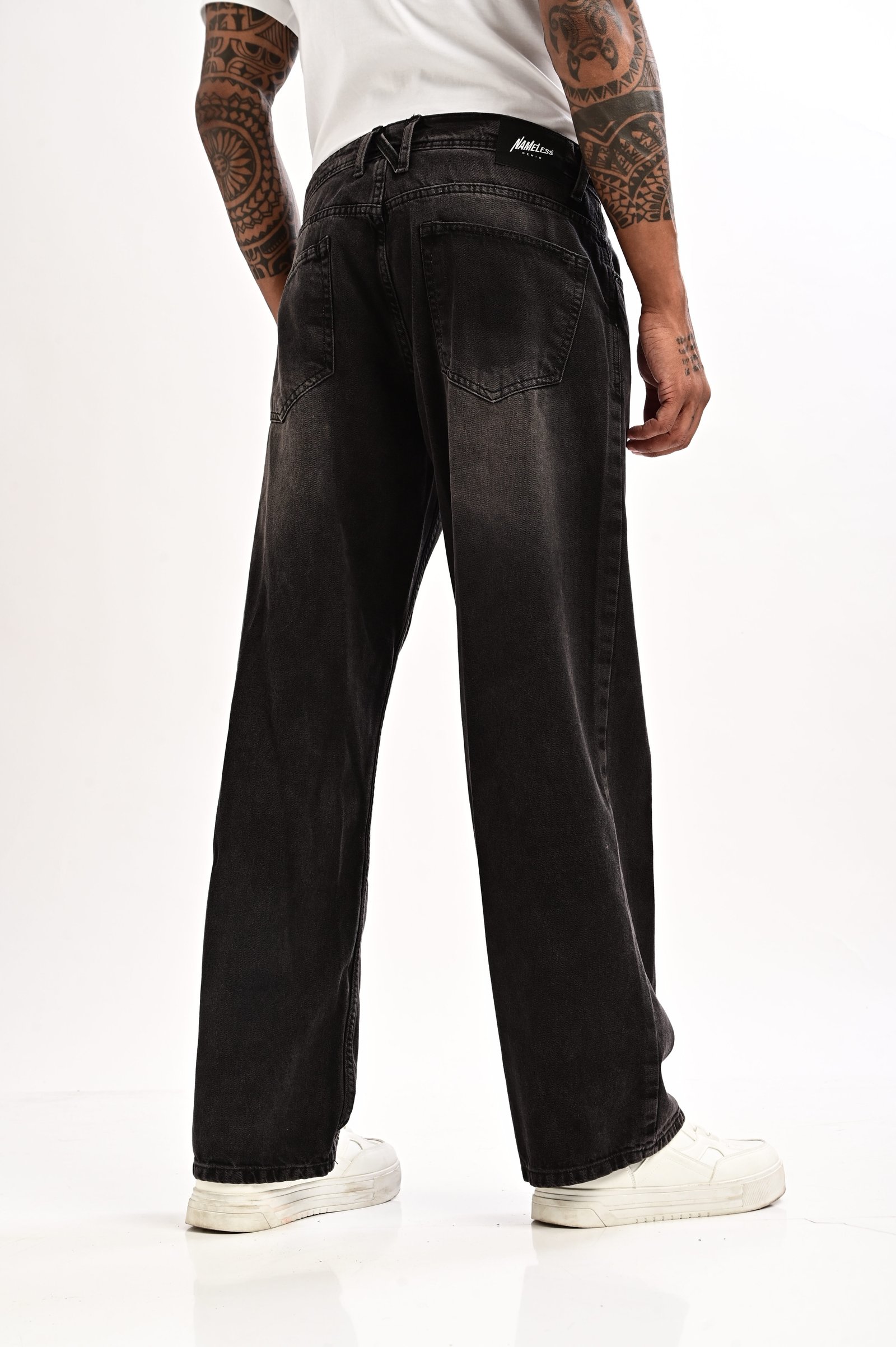 Loose fit black & red shaded jeans - Image 5